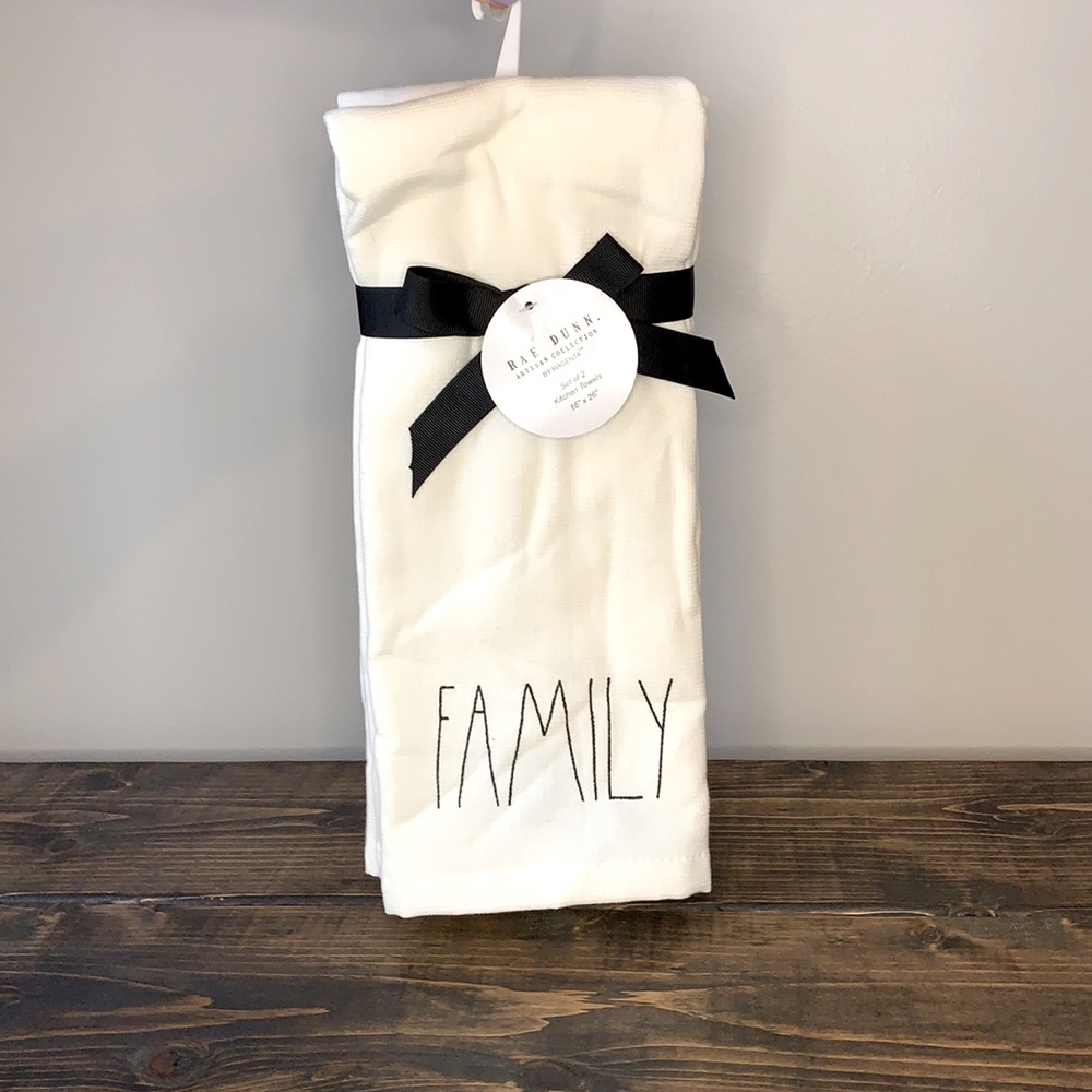 Rae Dunn FAMILY/BLESSED Kitchen Towels